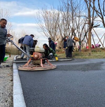 海綿城市彩色透水道路施工現場